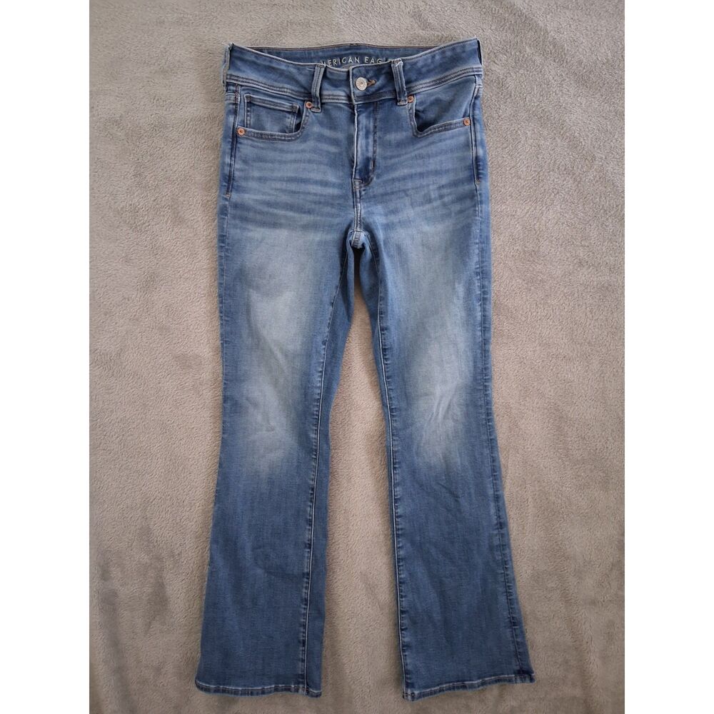 American Eagle 6 Short Kick Boot Cut Jeans Medium Blue Wash Next Level Stretch